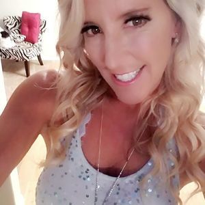 Meet your Posher, Deana